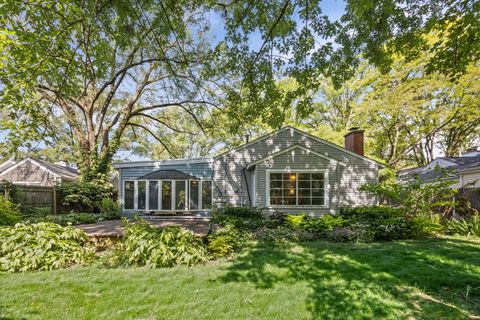 Tiny photo for 273 Churchill Street, Northfield, IL 60093 (MLS # 12665278)