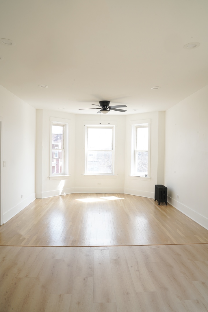 154 N Lamon Avenue 2