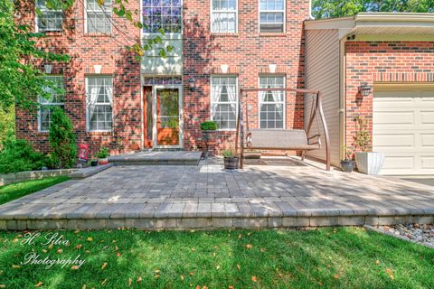 Tiny photo for 496 Oakhurst Lane, Carpentersville, IL 60110 (MLS # 12506210)