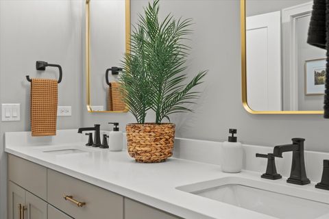 Tiny photo for 16590 Kayla Drive, Lemont, IL 60439 (MLS # 12566719)