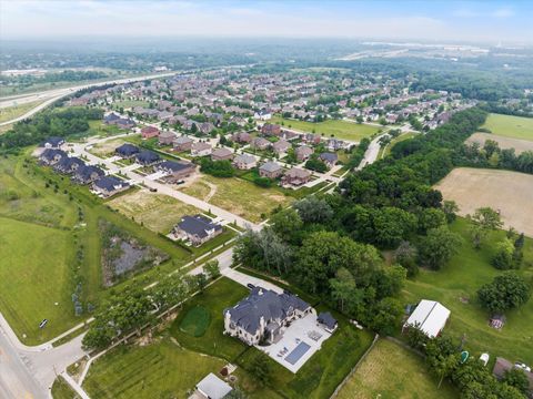 Tiny photo for 16590 Kayla Drive, Lemont, IL 60439 (MLS # 12566719)