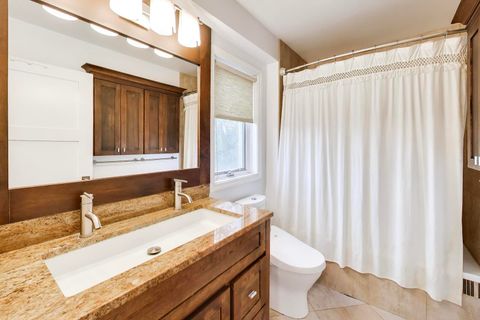 Tiny photo for 2810 N WOLCOTT Avenue #2810, Chicago, IL 60657 (MLS # 12630186)