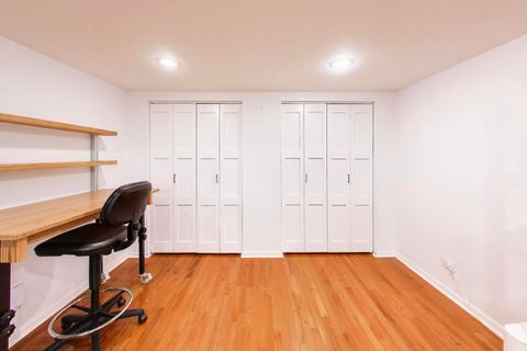 Tiny photo for 2810 N WOLCOTT Avenue #2810, Chicago, IL 60657 (MLS # 12630186)