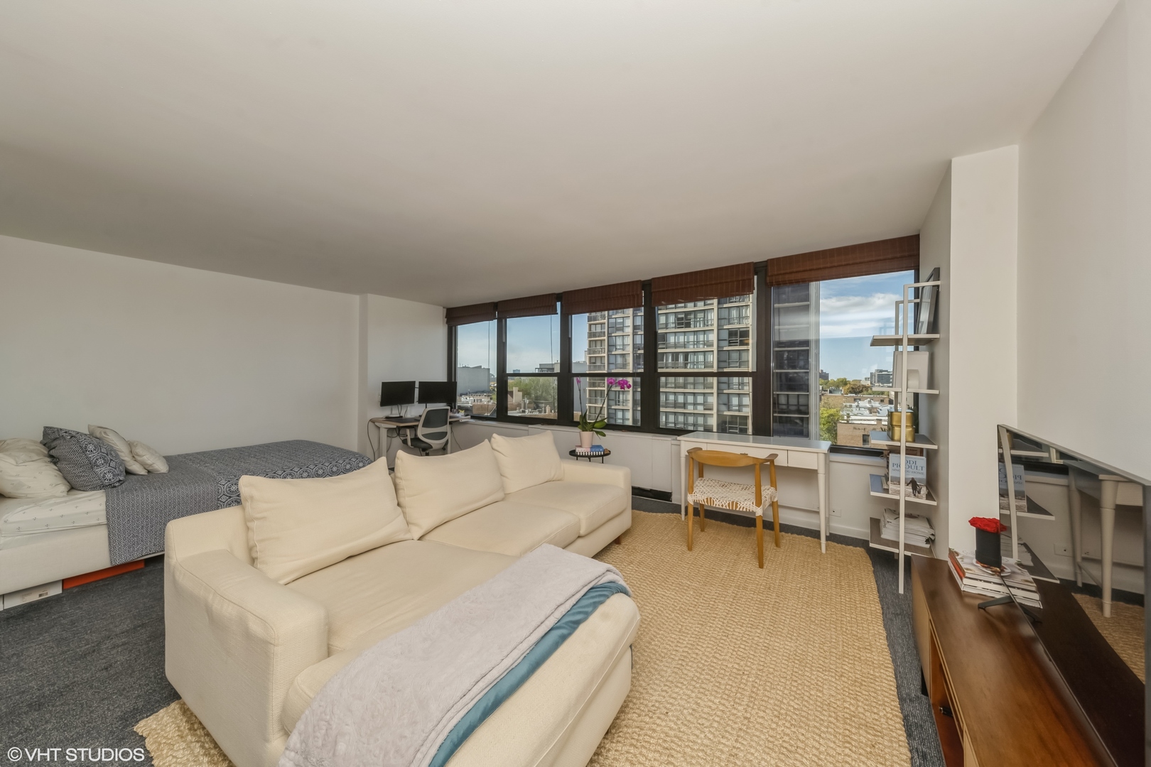 1560 N Sandburg Terrace 807