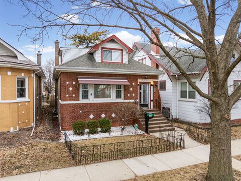 Tiny photo for 3601 Euclid Avenue, Berwyn, IL 60402 (MLS # 12605106)