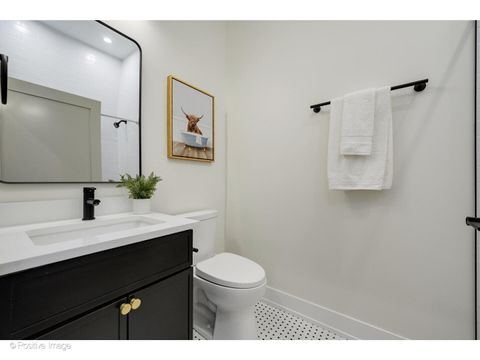 Tiny photo for 5340 N Lincoln Avenue #202, Chicago, IL 60625 (MLS # 12618667)