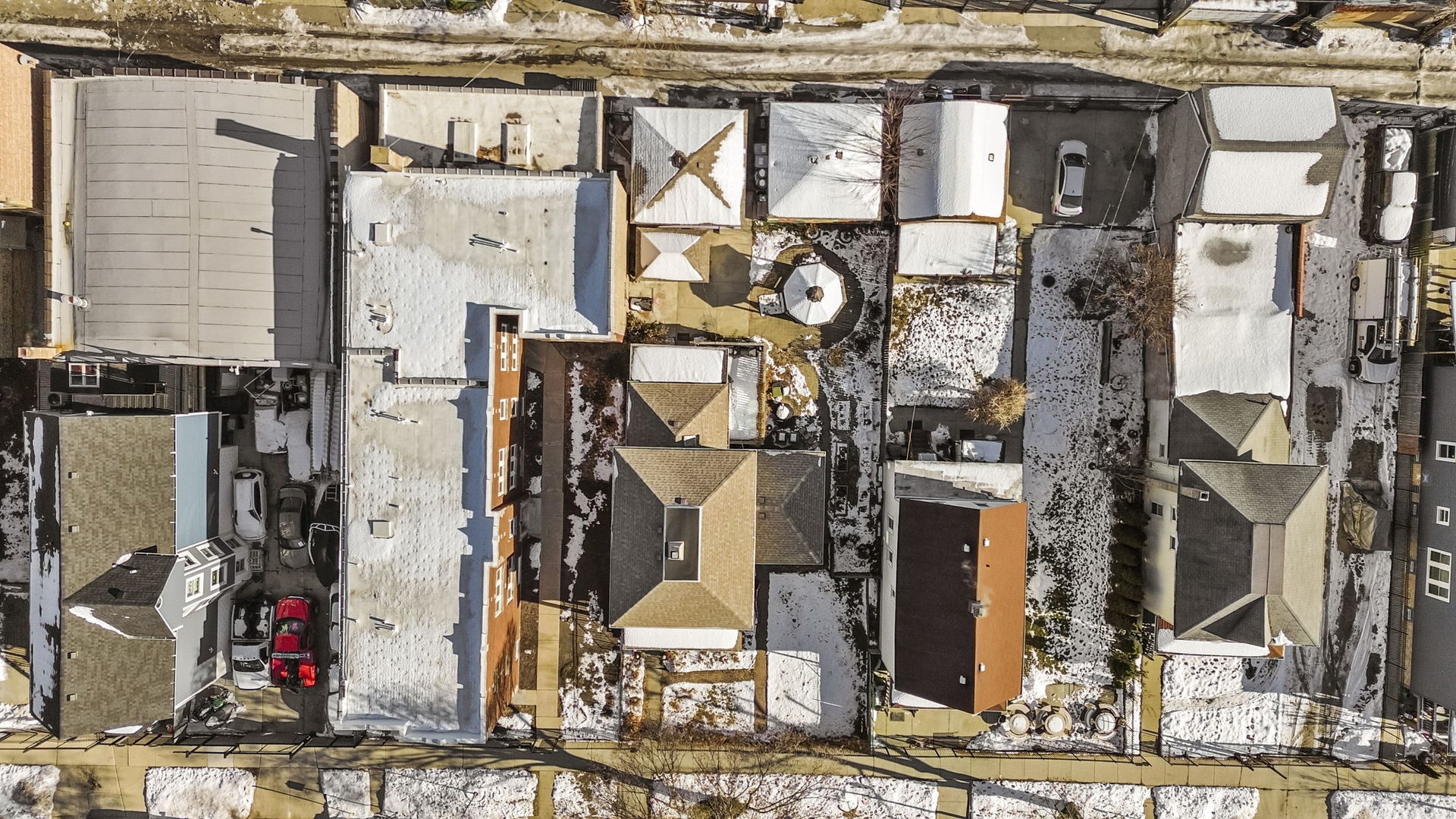 2029 N Kildare Avenue