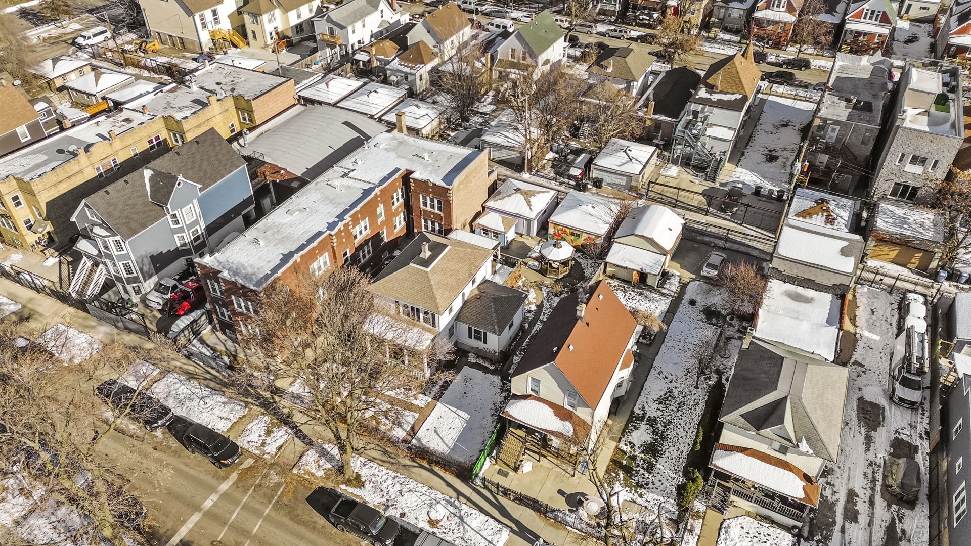 2029 N Kildare Avenue