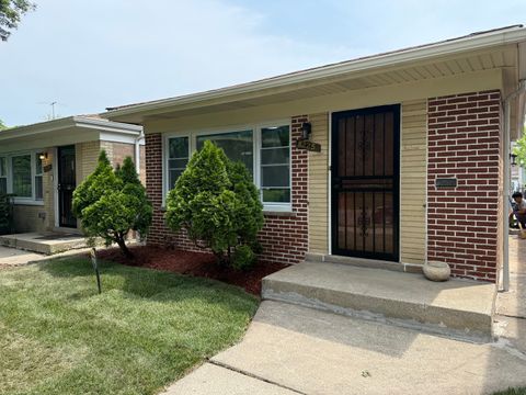 8225 S Wentworth Avenue Chicago IL 60620