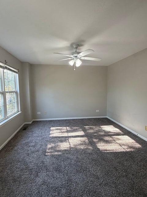 Tiny photo for 1233 N Split Oak Circle #64-1233B, Round Lake Beach, IL 60073 (MLS # 12729884)