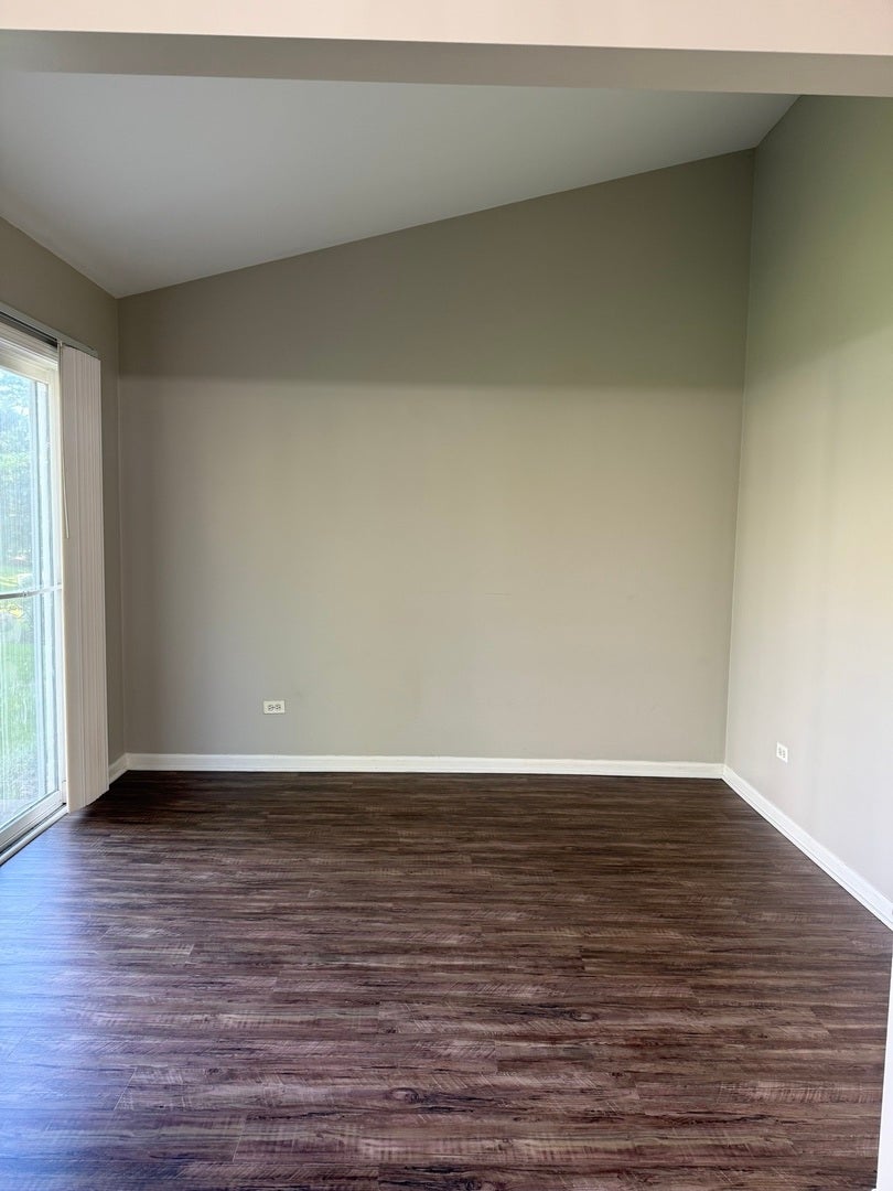 1233 N Split Oak Circle 64-1233B