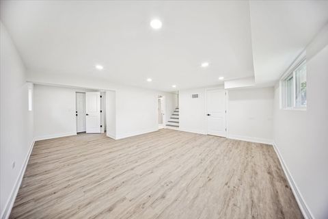 Tiny photo for 22W633 Burr Oak Drive, Glen Ellyn, IL 60137 (MLS # 12492119)