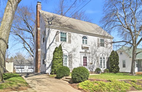 Tiny photo for 807 E Fellows Street, Dixon, IL 61021 (MLS # 12583084)