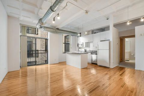 Tiny photo for 1307 S wabash Street #308, Chicago, IL 60605 (MLS # 12471636)