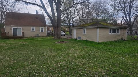 Tiny photo for 102 79th Street, Willowbrook, IL 60527 (MLS # 12618559)