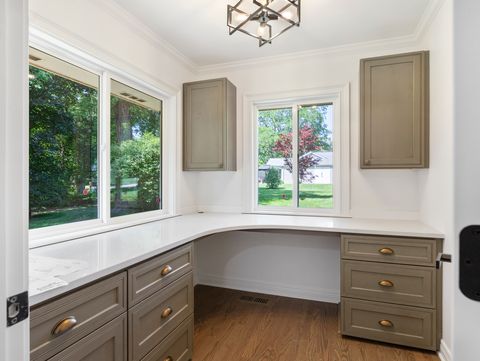 Tiny photo for 18 Lynn Drive, Hawthorn Woods, IL 60047 (MLS # 12675733)