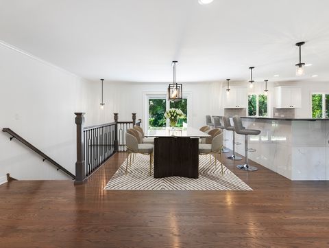 Tiny photo for 18 Lynn Drive, Hawthorn Woods, IL 60047 (MLS # 12675733)
