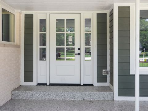 Tiny photo for 18 Lynn Drive, Hawthorn Woods, IL 60047 (MLS # 12675733)