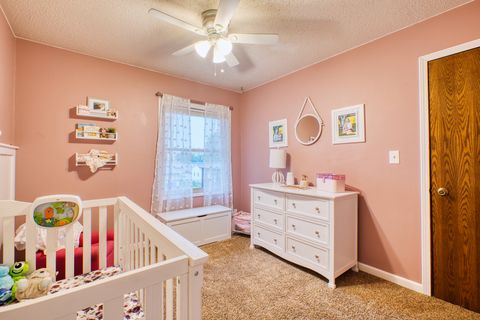 Tiny photo for 2313 Lafayette Terrace, Clinton, IA 52732 (MLS # 12633468)