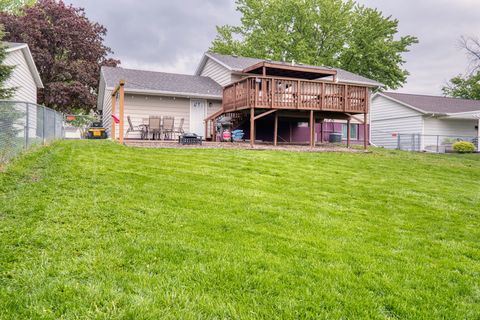 Tiny photo for 2313 Lafayette Terrace, Clinton, IA 52732 (MLS # 12633468)