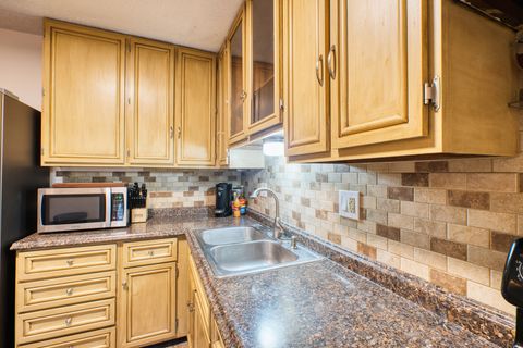 Tiny photo for 2313 Lafayette Terrace, Clinton, IA 52732 (MLS # 12633468)