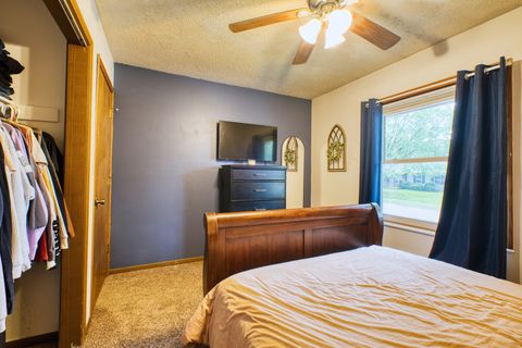 Tiny photo for 2313 Lafayette Terrace, Clinton, IA 52732 (MLS # 12633468)