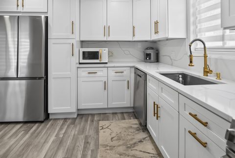 Tiny photo for 9447 Meadow Lane, Des Plaines, IL 60016 (MLS # 12687975)
