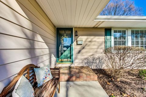 A home in Mount Prospect