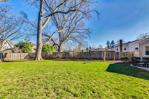 A home in Mount Prospect