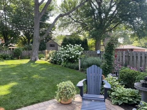 A home in Mount Prospect