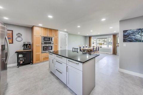 Tiny photo for 507 Ash Court, Schaumburg, IL 60193 (MLS # 12488745)