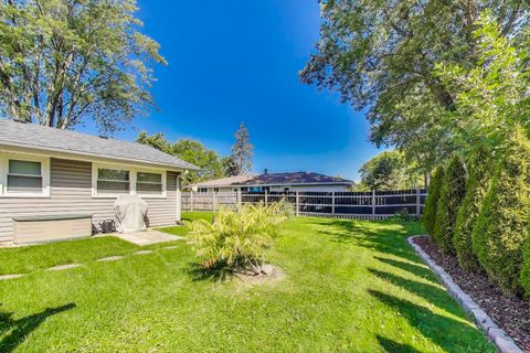 Tiny photo for 507 Ash Court, Schaumburg, IL 60193 (MLS # 12488745)