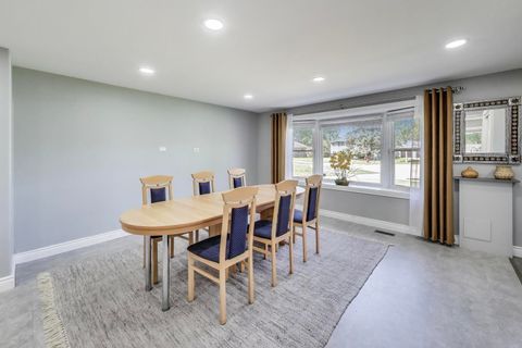Tiny photo for 507 Ash Court, Schaumburg, IL 60193 (MLS # 12488745)