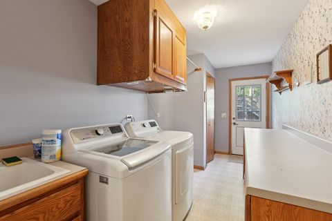 Tiny photo for 7718 Virginia Court, Willowbrook, IL 60527 (MLS # 12483177)