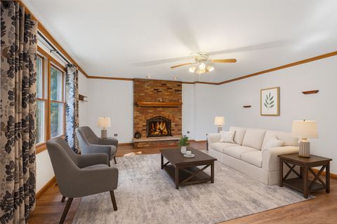 Tiny photo for 7718 Virginia Court, Willowbrook, IL 60527 (MLS # 12483177)