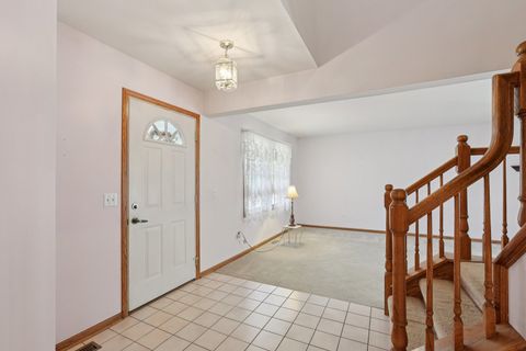 Tiny photo for 7718 Virginia Court, Willowbrook, IL 60527 (MLS # 12483177)