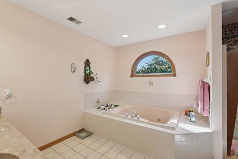 Tiny photo for 7718 Virginia Court, Willowbrook, IL 60527 (MLS # 12483177)