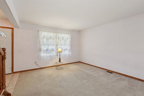 Tiny photo for 7718 Virginia Court, Willowbrook, IL 60527 (MLS # 12483177)