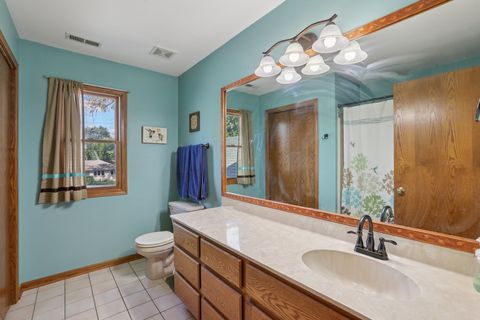 Tiny photo for 7718 Virginia Court, Willowbrook, IL 60527 (MLS # 12483177)