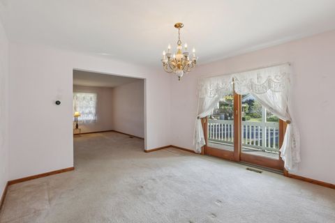 Tiny photo for 7718 Virginia Court, Willowbrook, IL 60527 (MLS # 12483177)