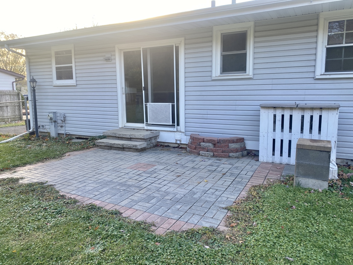 Woodstock, Illinois 60098, United States, 3 Bedrooms Bedrooms, ,1 BathroomBathrooms,Residential,Active,244493