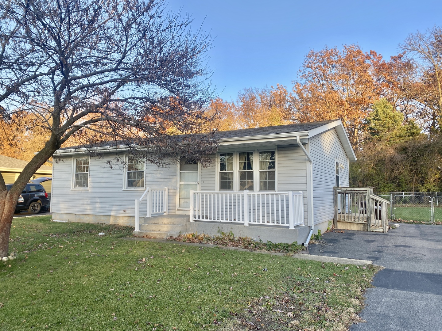 Woodstock, Illinois 60098, United States, 3 Bedrooms Bedrooms, ,1 BathroomBathrooms,Residential,Active,244493