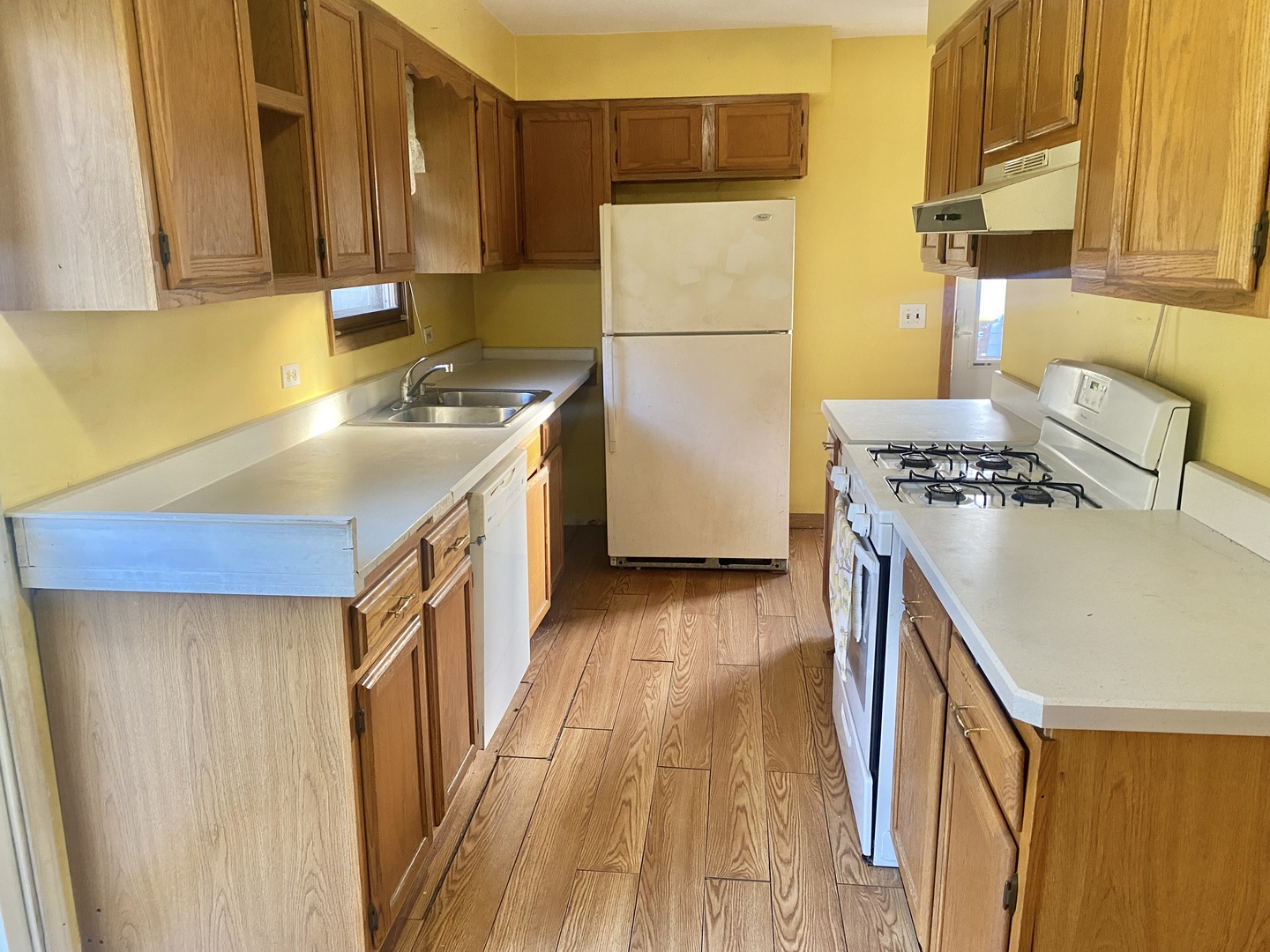 Woodstock, Illinois 60098, United States, 3 Bedrooms Bedrooms, ,1 BathroomBathrooms,Residential,Active,244493