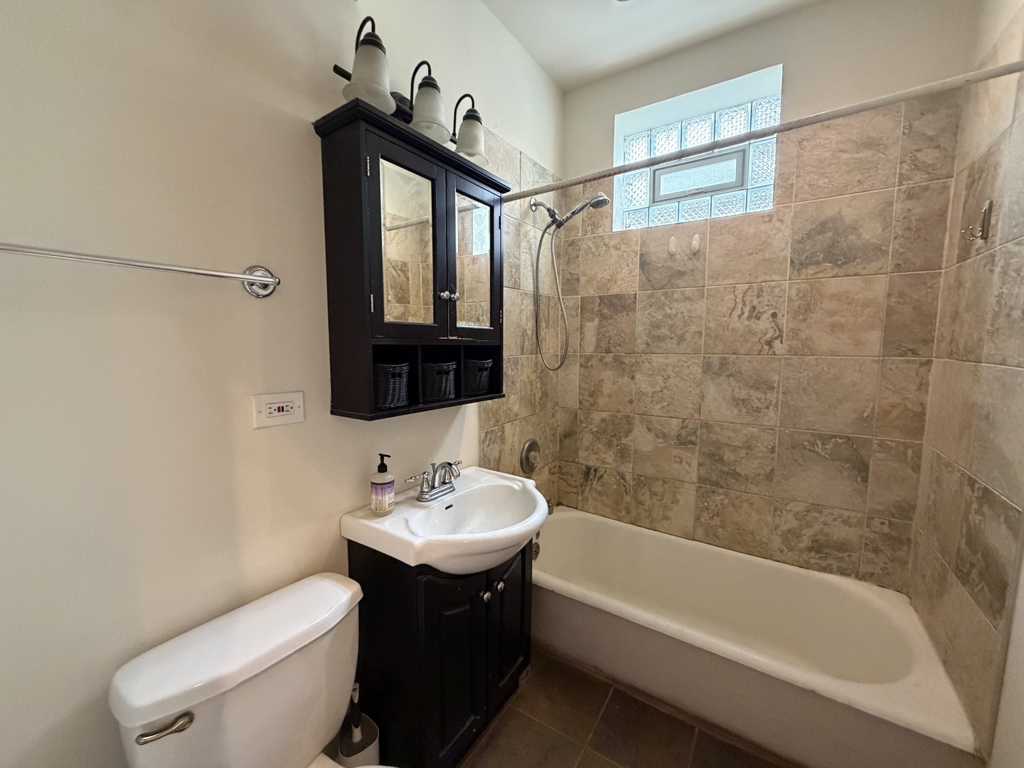 4621 N Rockwell Street 3