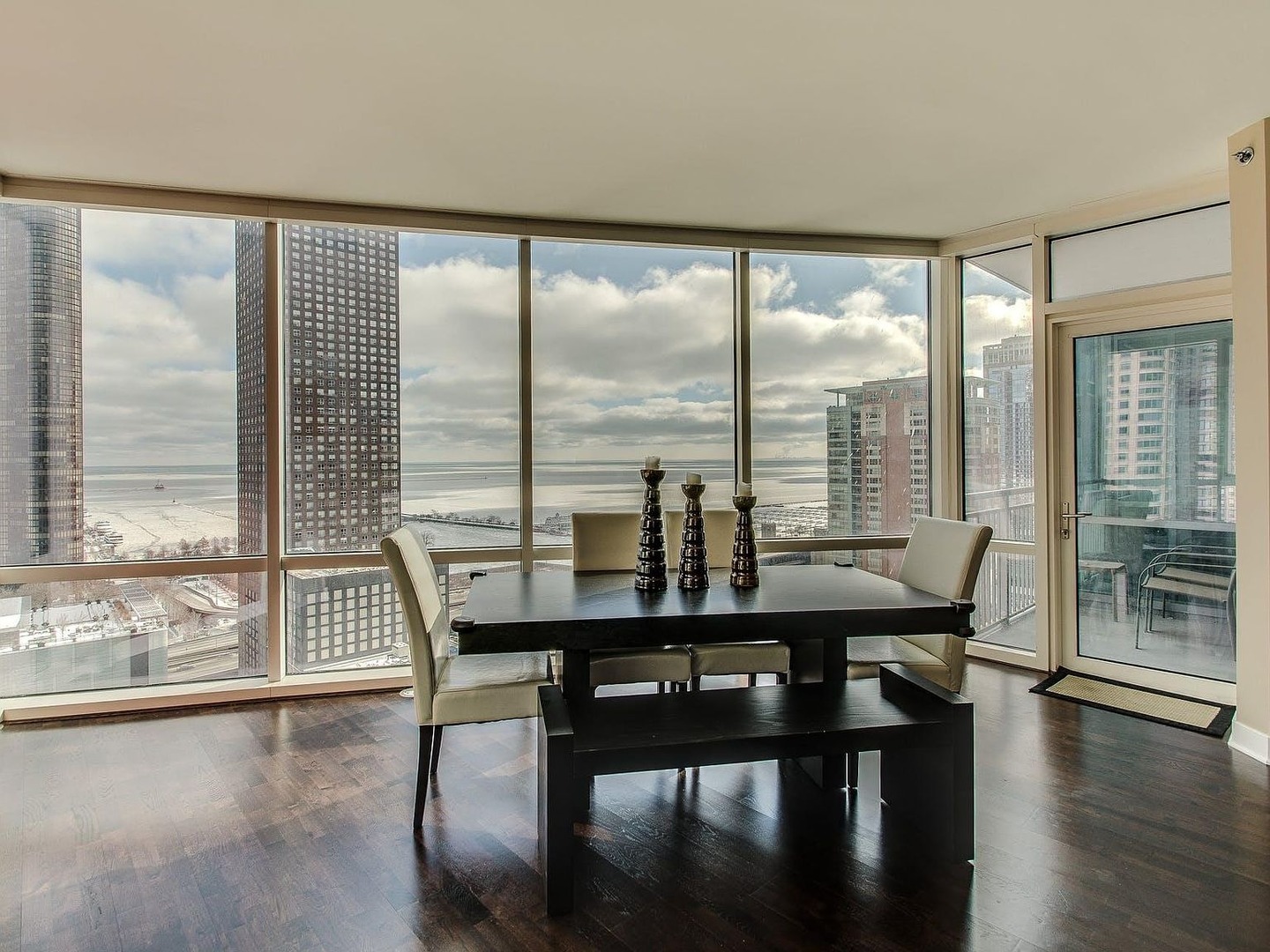 505 N Mcclurg Court 2402