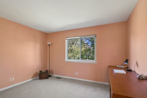 Tiny photo for 36077 N Bridlewood Avenue, Gurnee, IL 60031 (MLS # 12513307)