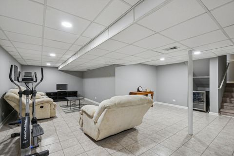 Tiny photo for 36077 N Bridlewood Avenue, Gurnee, IL 60031 (MLS # 12513307)