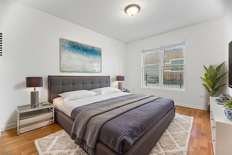 Tiny photo for 51 W 15TH Street #E1, Chicago, IL 60605 (MLS # 12578810)