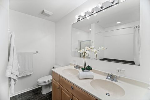 Tiny photo for 51 W 15TH Street #E1, Chicago, IL 60605 (MLS # 12578810)