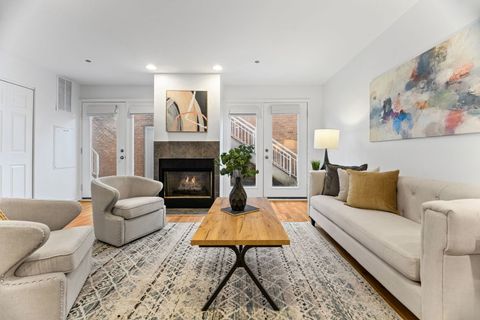 Tiny photo for 51 W 15TH Street #E1, Chicago, IL 60605 (MLS # 12578810)